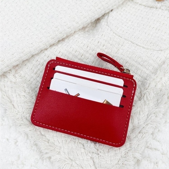 ⚠️Clearance Red Minimalistic Slim Wallet / Cardholder - Picture 3 of 4